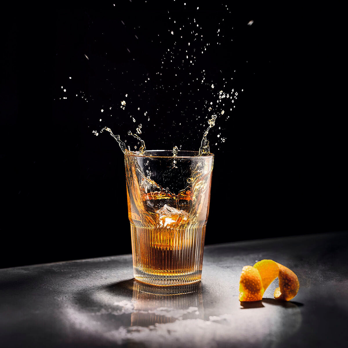 V3HD32833D44EC79DB81990950D96597A8BR6233094P3