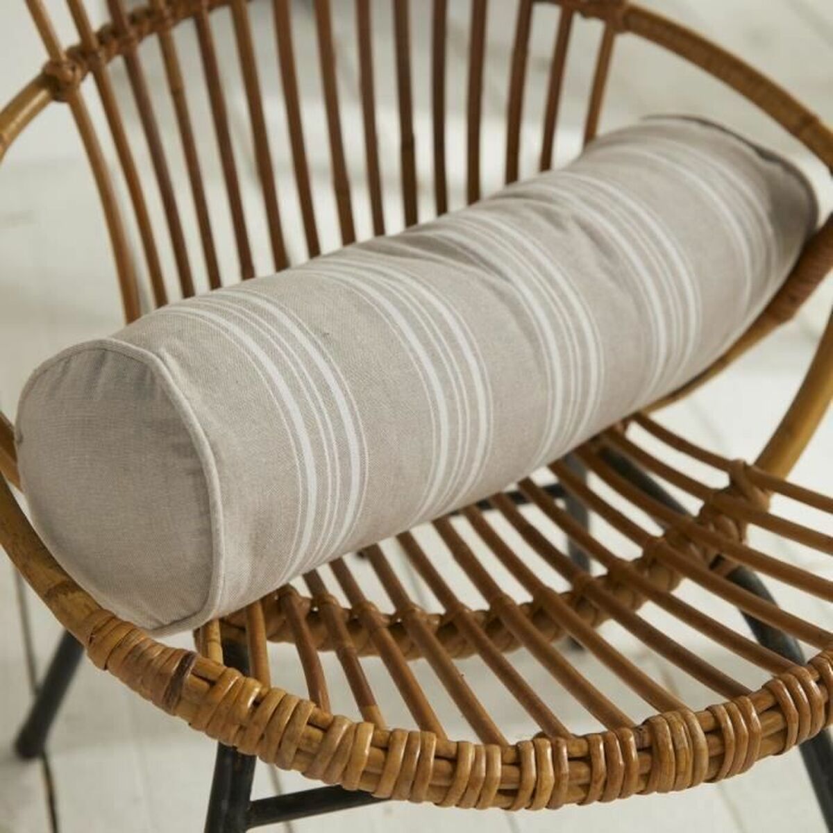 V4H2A4C2746553567C3A377D03FF434A6EDR6054784P3