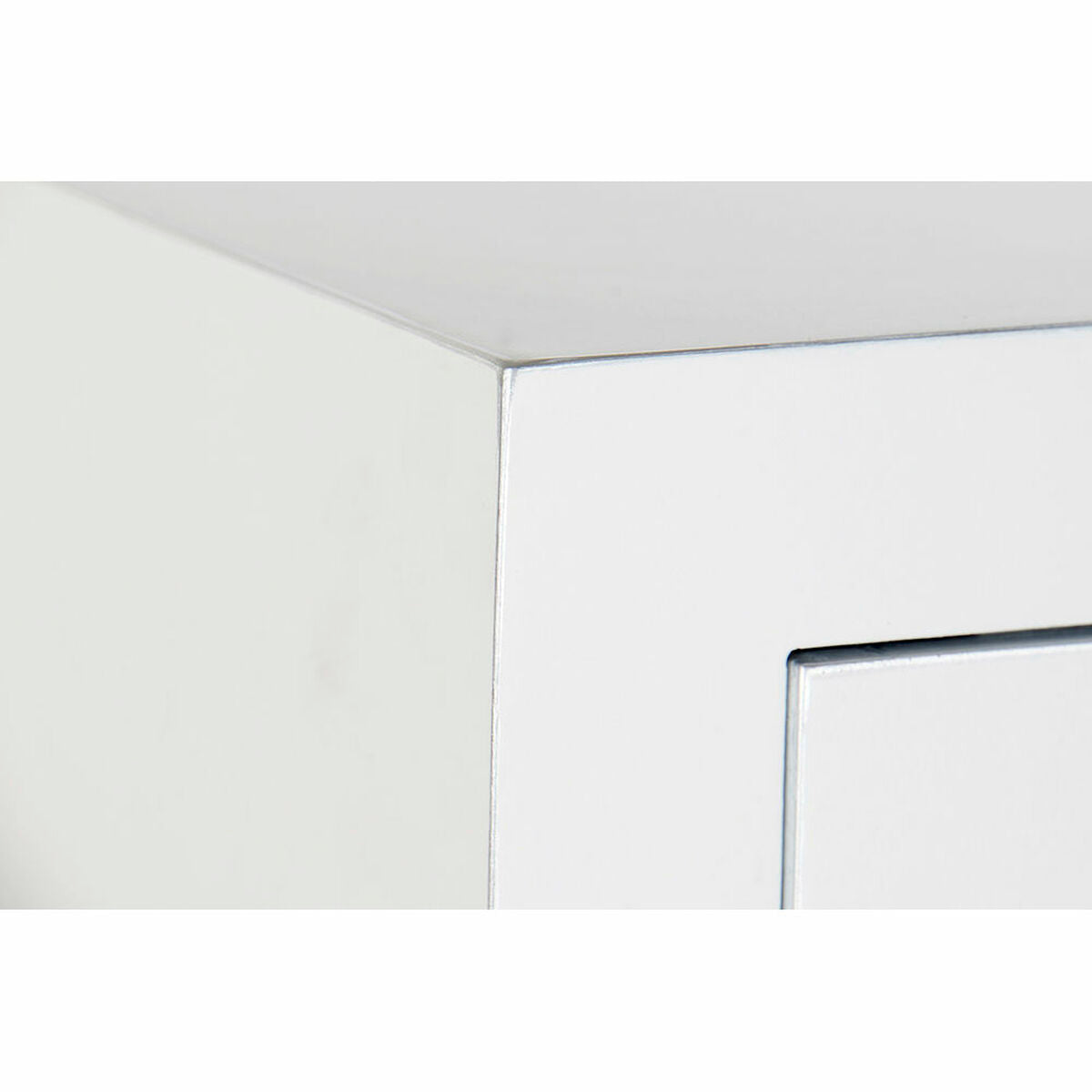 V9H773A26719A5971E23708A8EE5D9B197BR6372733P3