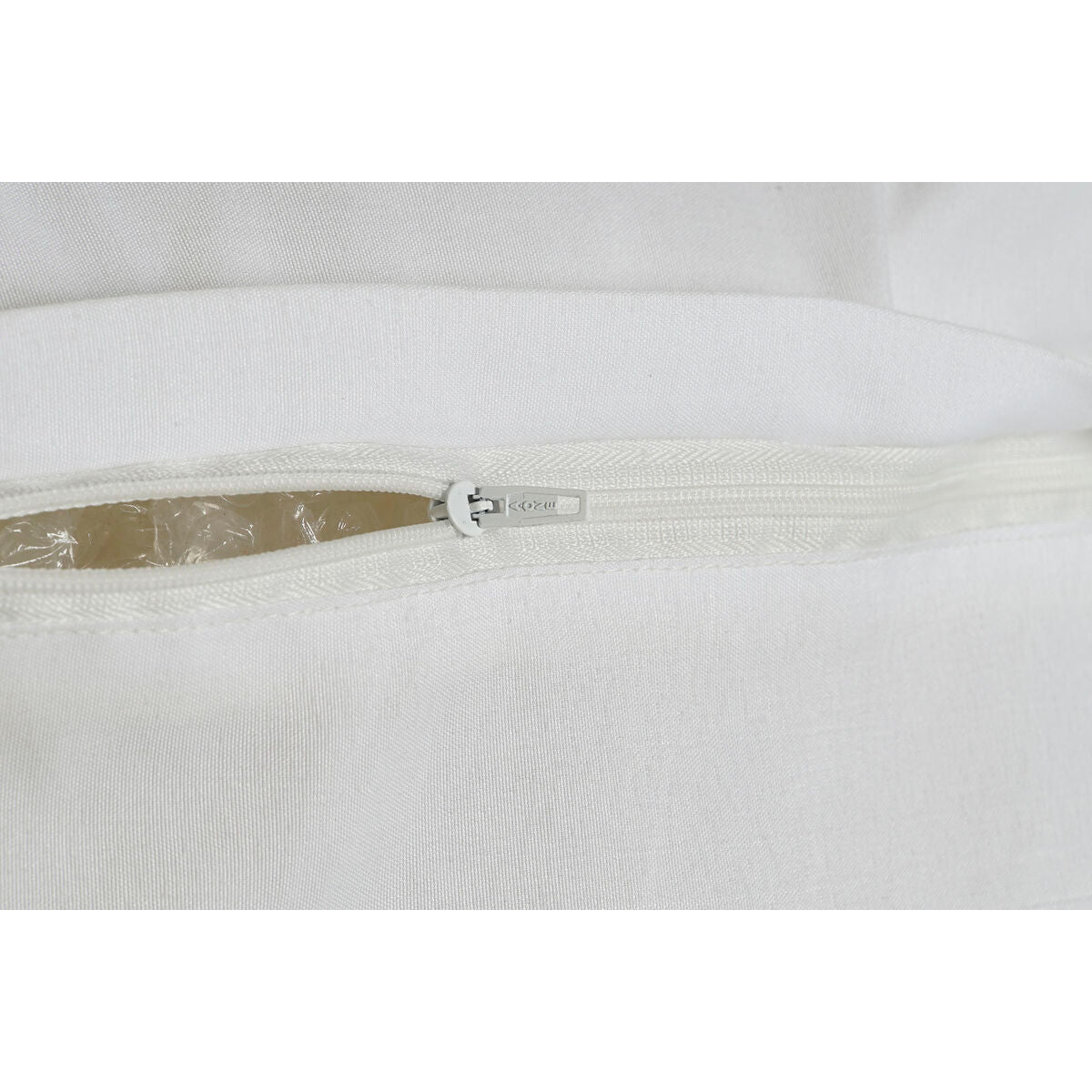 V7HE9E2D1BF5C9CCA74199A4D33B003CD2AR6381107P4